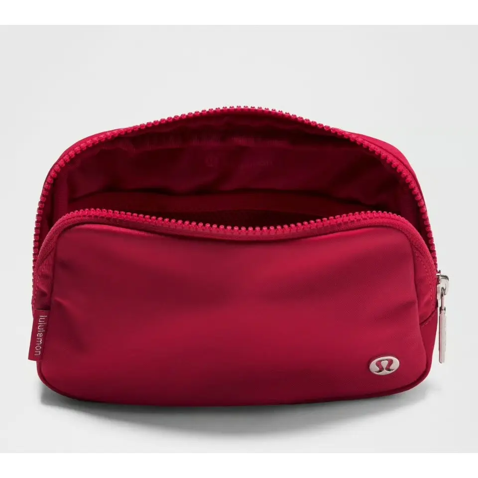 Everywhere Belt Bag 1L