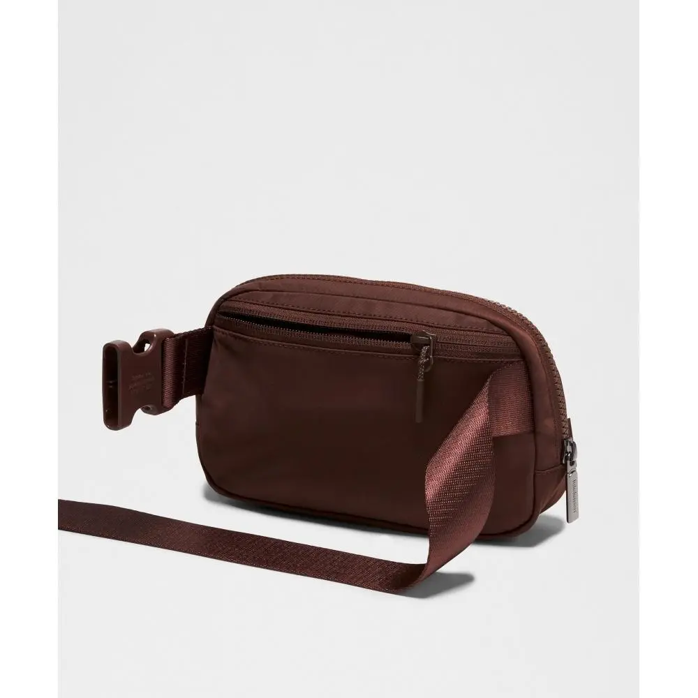 Everywhere Belt Bag 1L